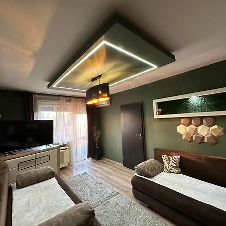 Mox Downtown Apartman Debrecen Dış mekan fotoğraf